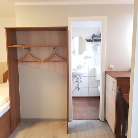 Pension Im Bett Нюрнберг Экстерьер фото