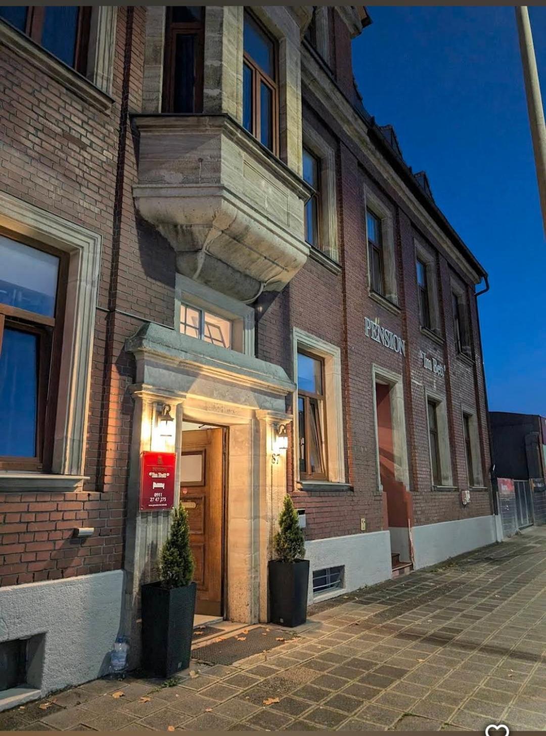 Pension Im Bett Нюрнберг Экстерьер фото