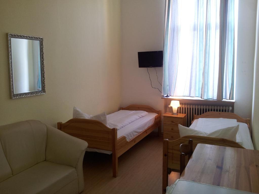 Pension Im Bett Нюрнберг Номер фото