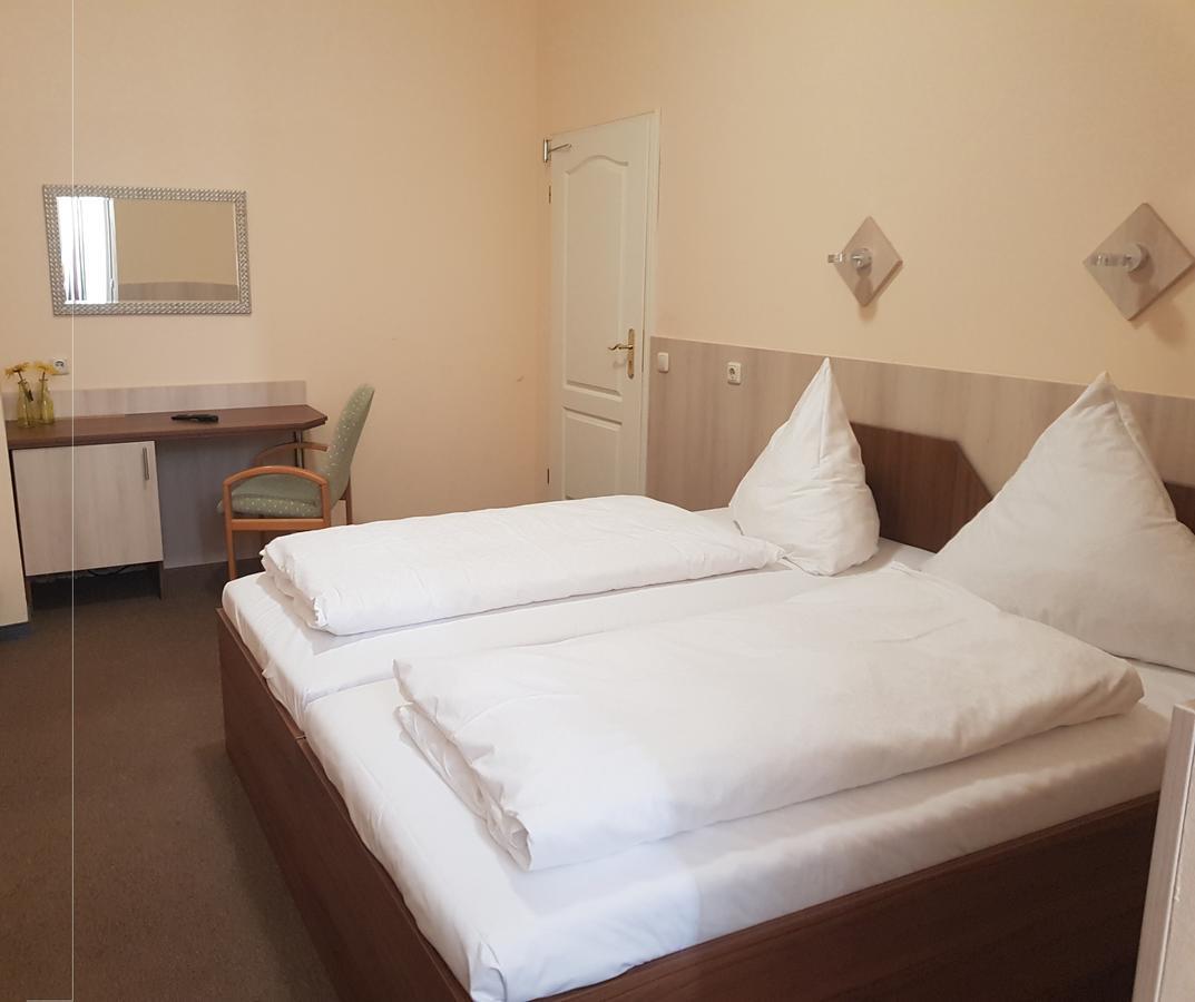 Pension Im Bett Нюрнберг Экстерьер фото